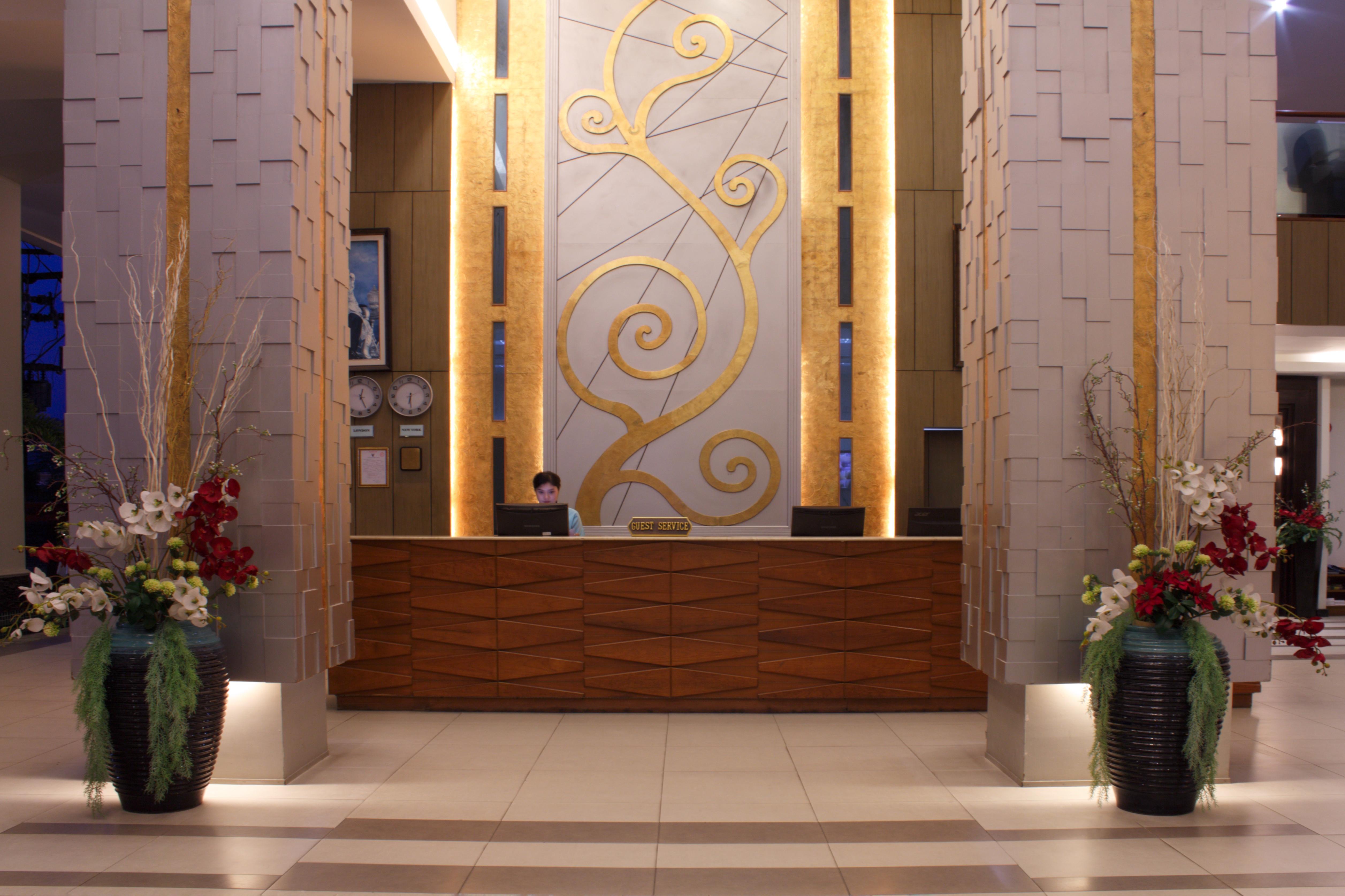 Andakira Hotel - Sha Extra Plus Patong Exterior photo